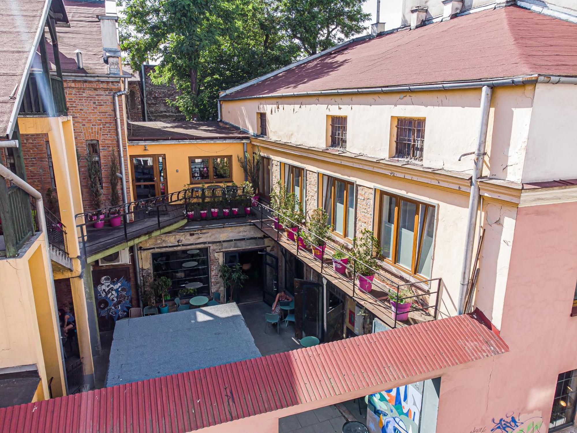 Hostel Graffiti Cracovia Exterior foto