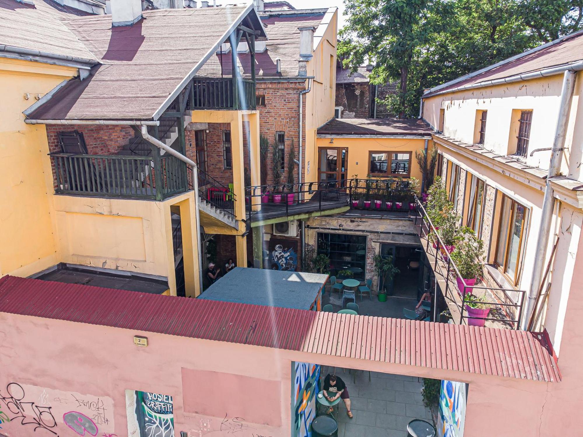 Hostel Graffiti Cracovia Exterior foto